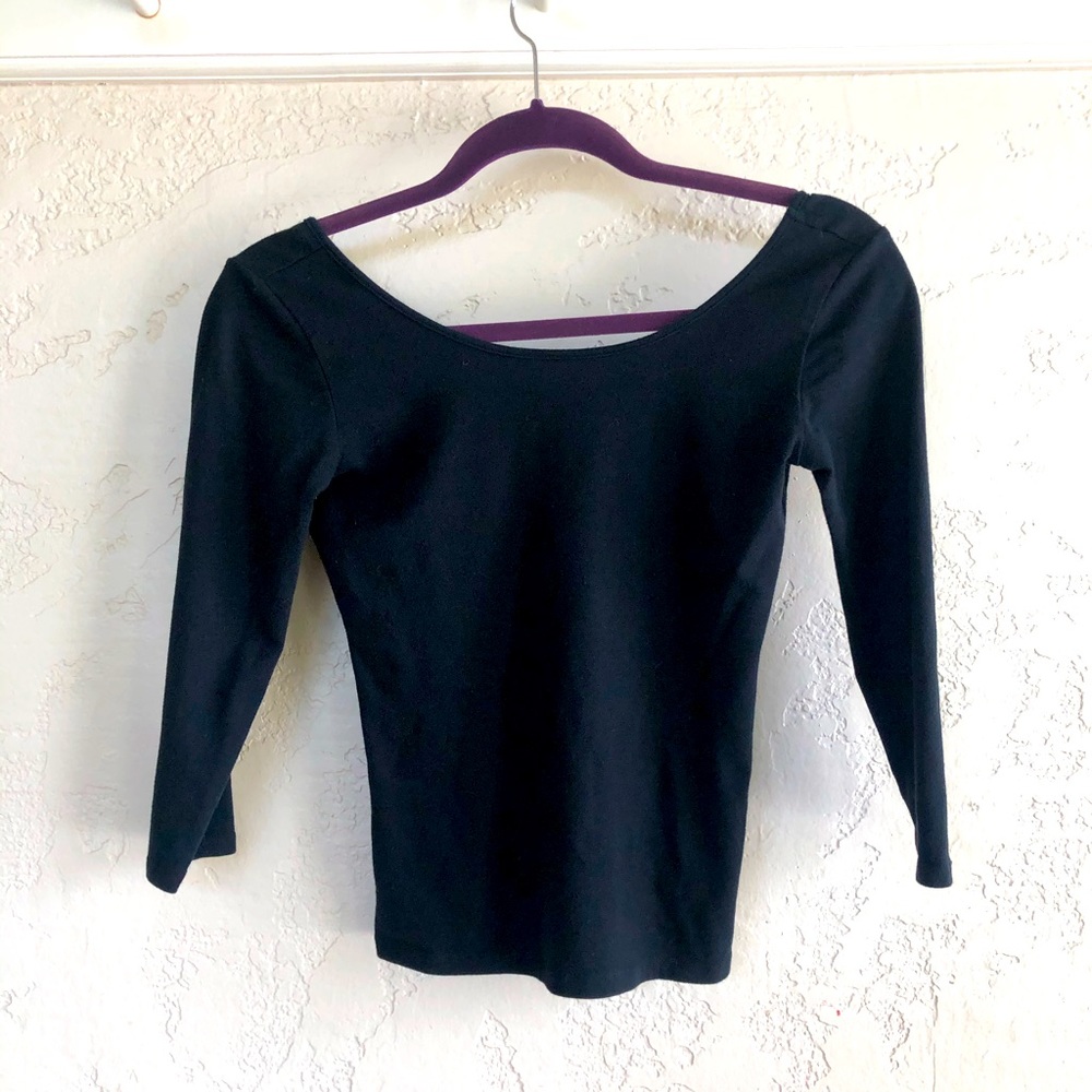 Black BP. Cropped Top